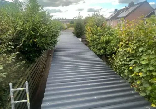 gijs-huijding-golfplatendak-aanleggen